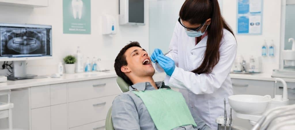 Fumar después de una extracción dental